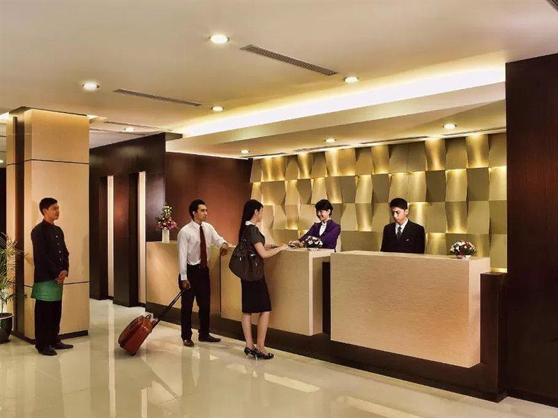 Orchardz Hotel Ayani Pontianak Exterior photo